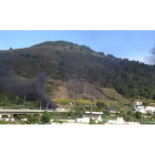 En la imagen se aprecia el humo a los dos lados del túnel en el corte de Villafranca.