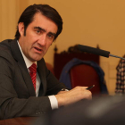 Juan Carlos Suárez-Quiñones recalcó ayer que no desaparece ninguna infraestructura en León.