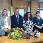 Los concejales del nuevo equipo de gobierno socialista del Ayuntamiento de Bembibre. CEBRONES