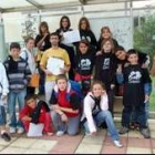 Alumnos que participaron en el rastreo por las paradas