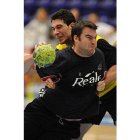 Los jugadores del Reale Ademar, durante un entrenamiento.