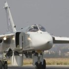 Un bombardero Su-24 en la base aérea de Hmeymim, en Siria.