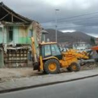 El Ayuntamiento derribó esta casa de dos plantas ubicada en la avenida de Fenar