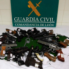 El acusado conseguía las armas de forma ilícita y posteriormente las vendía