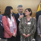 El Ministro de Interior Fernando Grande-Marlaska durante la foto de familia que se hizo junto a familiares y representantes de asociaciones de personas desaparecidas.