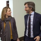 La presidenta del PP del País Vasco, Arantza Quiroga, acompañada por Iñaki Oyarzabal.