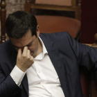 El primer ministro griego, Alexis Tsipras, ayer, en una sesión en el Parlamento de Atenas.