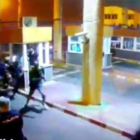 Momento de la entrada de los inmigrantes a Ceuta.