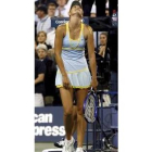 Sharapova, celebra la victoria ante su compatriota Nadia Petrova