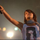 Raquel del Rosario, vocalista del Sueño de Morfeo, pidió al público que coreara algunos temas