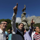 José Ángel Arranz, Juan Carlos Suárez Quiñones, y Tomás Alonso, ayer en el Tombo. JESÚS F. SALVADORES