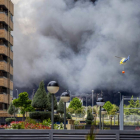 Columna de humo vista desde la urbanización El Quiñon, en Seseña.