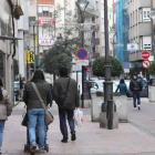 Imagen tomada ayer en la zona comerciald del centro de Ponferrada, objeto de las actuaciones.