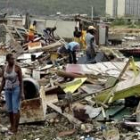 Destrozos causados por «Dean» en Puerto Henderson, en Jamaica