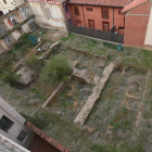 Estado actual del solar donde se han encontrado los restos del Praetorium de la Legio VII en la plaza de San Pelayo, 8