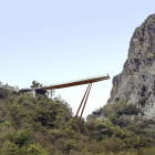 La plataforma de acero y vidrio partirá del mirador existente sobresaliendo de él 30 metros, lo que servirá para adentrar al visitante en unas vistas de vértigo.