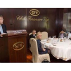 El consejero Antonio Silván, ayer durante su intervención en el Club Financiero de Vigo.