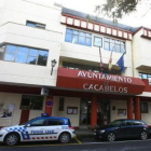Imagen exterior del Ayuntamiento de Cacabelos.