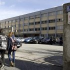 Fachada del colegio Valdeluz, en Madrid, donde se produjeron parte de los abusos. FERNANDO ALVARADO