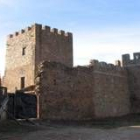 Una puerta provisional cierra el actual perímetro de la fortaleza en su fachada este