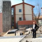 Manuel Rubial y Mª Eugenia Gancedo, delante del nuevo centro social