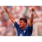 Dino Baggio en una imagen cuando vestía la elástica de la selección de Italia. JAVIER PANZARDO