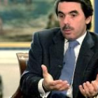 José María Aznar durante la entrevista concedida ayer a la vuelta de su encuentro con George W. Bush