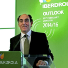El presidente de Iberdrola, Ignacio Sánchez Galán, durante la rueda de prensa que ha ofrecido hoy en Londres con motivo de la presentación de resultados de la eléctrica y de su plan de inversiones hasta 2016.