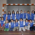 Formación de uno de los equipos femeninos del colegio Palomera