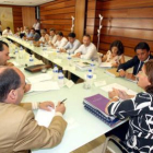 María Jesús Pascual preside la mesa de la Patata.