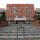 Acceso principal al Hospital El Bierzo. ANA F. BARREDO