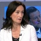 Edurne Uriarte durante la entrevista de Mariano Rajoy en TVE.