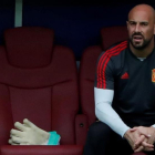 Reina, en el banquillo de España en el estadio Luzhniki de Moscú.