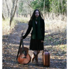 Imagen promocional de la cantante folk canadiense Taylor Mitchell.
