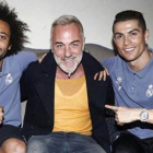 Gianluca Vacchi, con Marcelo y Cristiano Ronaldo.