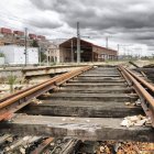Estado de abandono de la vieja estación.