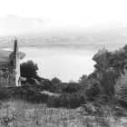 «De este lago tenía yo un recuerdo romántico, por haber leído de chico una novela de Enrique Gil...»