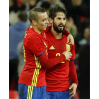Aspas e Isco rescataron a España en los últimos minutos frente a Inglaterra en Wembley. JUAN CARLOS HIDALGO