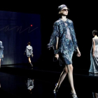 Diseños de la colección de Giorgio Armani en la Semana de la Moda de Milán.