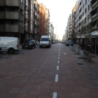 La calle Gil y Carrasco está en la fase final de las obras y no se descarta que se peatonalice por completo una vez reurbanizada. RAMIRO