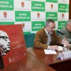 José Enrique Martínez y Gonzalo Santonja, ayer en la presentación del congreso