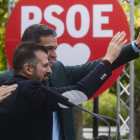 Luis Tudanca con Pedro Sánchez, ayer, en Soria. WILFREDO GARCÍA