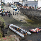 Llegada a la costa del pueblo de Punta Mujeres de una embarcación neumática con 43 migrantes. ADRIEL PERDOMNO