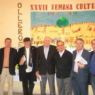 Venancio Iglesias, en el centro, inició el programa de Olleros.