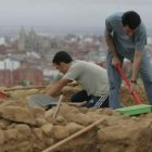 Imagen de archivo de una de las últimas excavaciones realizadas en el castro judío, situado en el ce