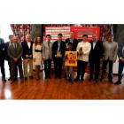 Imagen de familia de todos los premiados, autoridades y patrocinadores en la clausura del Magistral que tuvo como escenario los salones del Hotel Conde Luna. MARCIANO PÉREZ