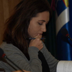 Alicia Gallego intervine en un pleno reciente en el Ayuntamiento de Santa María.