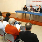 Alonso, Prada, el zamorano Fuentes y Canedo, ayer con alcaldes socialistas fuera del nivel 1.