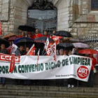 Los trabajadores de la limpieza hicieron ver su reivindicación en Botines.ramiro