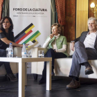 Mara Torres, Julia Navarro y Juan Luis Arsuaga. SANTI OTERO